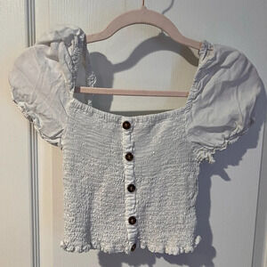 Love tree sz small off shoulder crop top. White with non functioning buttons.